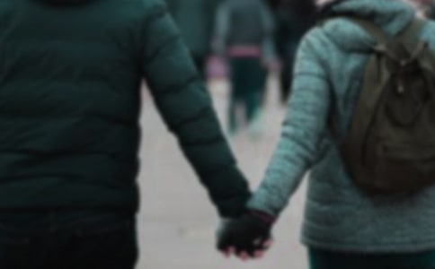 ���ر����Һʹ����и�Լ������
