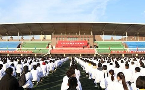��ѧ�����쵼�����ѡ22ƪ��