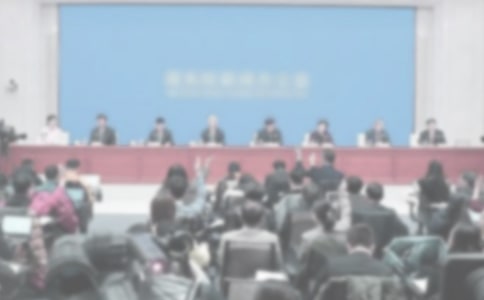 ��·��ӦƸ�Լ��鷶�ġ���ƪ��