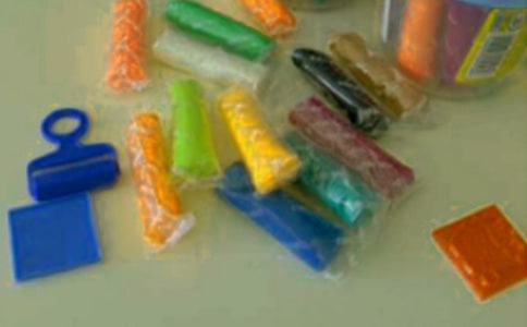用橡皮泥捏动物教案