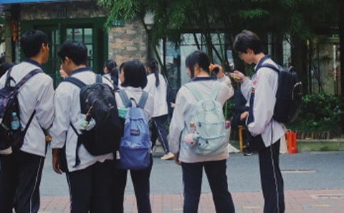 高中学生学期成绩评语-高中生评语